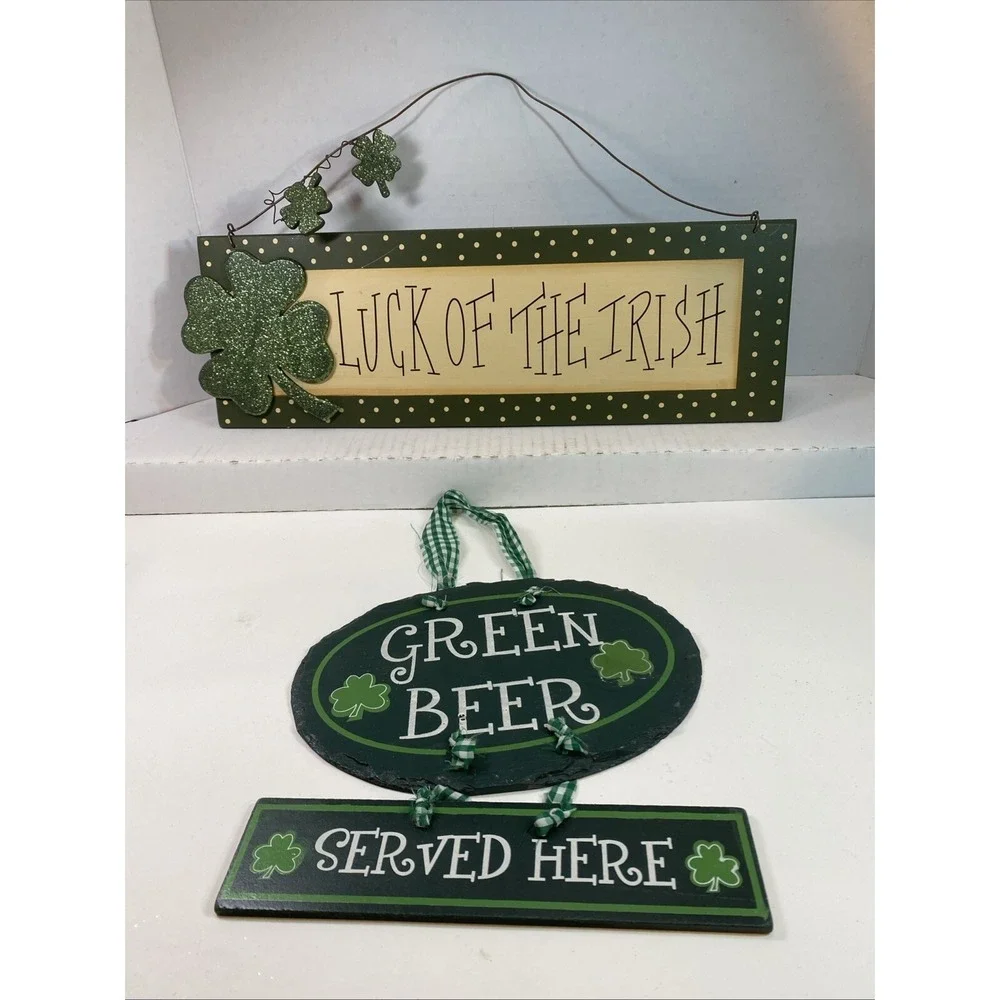 Irish Day Shamrock Wall Plaques/Door Sign ~ Set Of 2 ~‎ Defect
